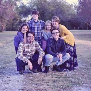 Meet your Posher, April